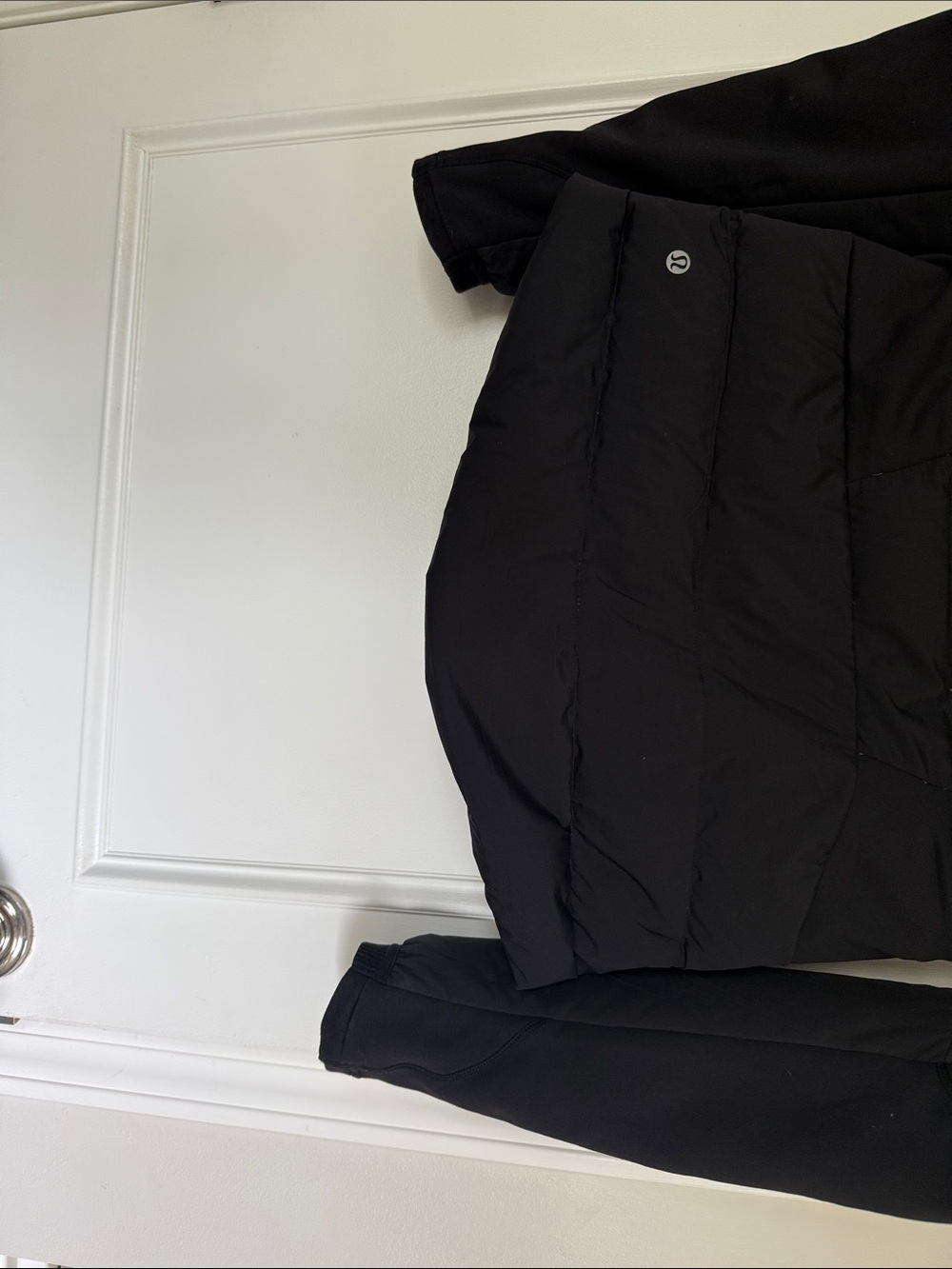 lululemon athletica Black Hooded Puffer Jacket - Picture 5 of 6